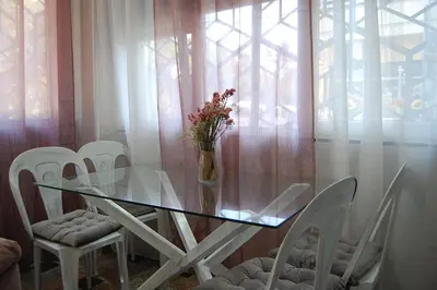Plano de Apartamentos Los Jardines& Parking
