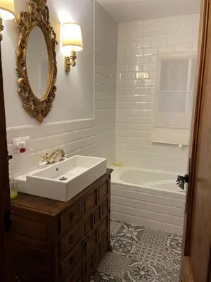 Un baño de Cortijo el Alcornocal