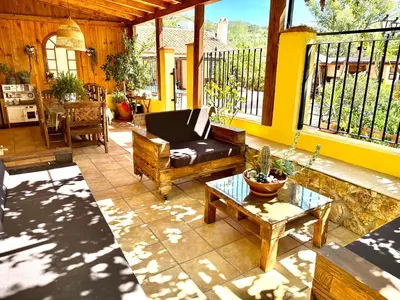 Un balcón o terraza de Cortijo el Alcornocal