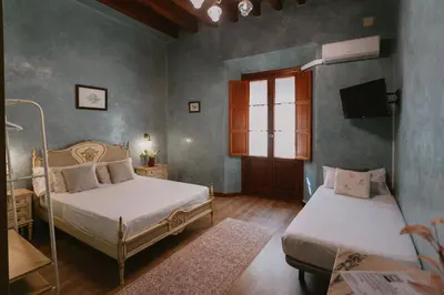 Cama o camas de una habitación en One&lux Casa Maravillas Rooms