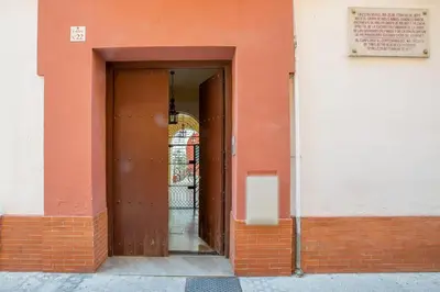 Fachada o entrada de Vidrio Sevilla Deluxe Apartment