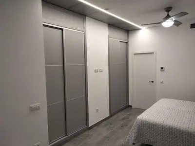 Cama o camas de una habitación en Loft La Calahorra con posibilidad de aparcamiento Pregunta por el PACK MÁS AMOR