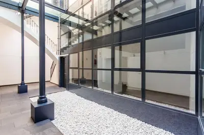 Plano de Precioso Ático de diseño, gran Terraza de 35 m2 y de 16 m2 y Garaje en pleno Centro
