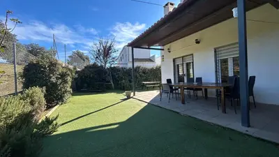 Jardín al aire libre en Casa Rural Nacimiento del Huéznar - Tomillo 23