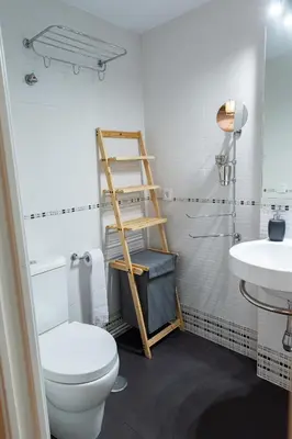 Un baño de VILLA ANTALA - El Rincón de Marañón