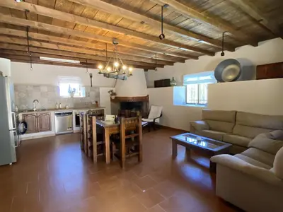 Una cocina o zona de cocina en Las Chorreras del Orejón 2