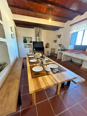 Una cocina o zona de cocina en Cortijo La Torquilla Laguna Fuente de Piedra