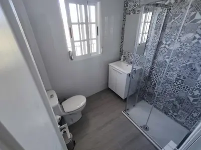 Un baño de casa Encarni, balcon de las cuevas