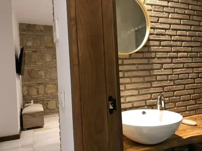 Un baño de La Casa de La Escalera 2