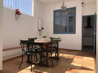Plano de Bonito apartamento céntrico cerca de Sevilla