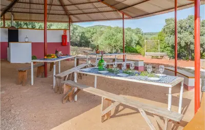Plano de Cozy Home In Estepa With Kitchen