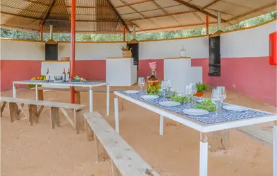 Comida en o cerca de esta casa o chalet