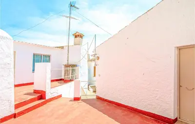 Plano de 4 Bedroom Awesome Home In Zafarraya