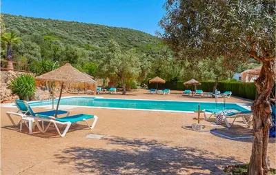 Piscina en o cerca de Stunning Home In Estepa With Wifi