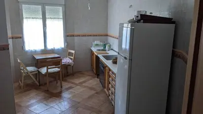 Una cocina o zona de cocina en Cómodo piso en Cardeña (Córdoba)