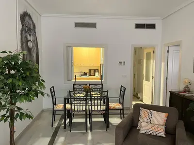 Zona de estar de VERY NICE APARTAMENT. CITY CENTER. PRIVATE PARKING