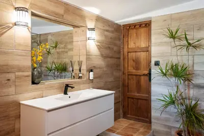 Un baño de Finca Fabulosa - Nudist Resort - Adults Only