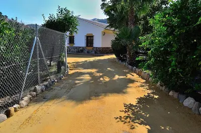 Plano de CASA PEPE Y MARI CON PISCINA