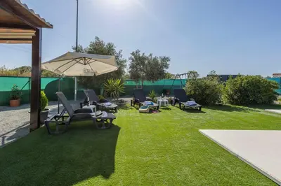 Jardín al aire libre en Casa Rural Brisa del Valle