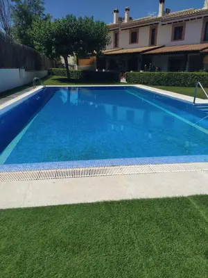 Piscina en o cerca de Casa Rural Alamillo