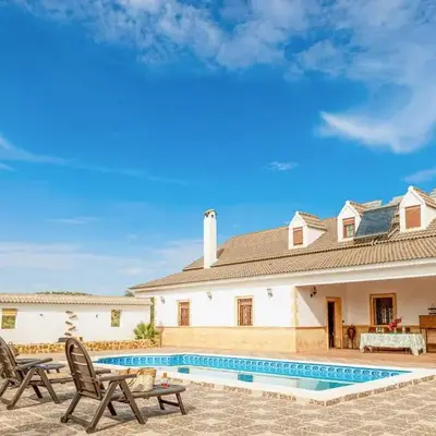 7 Bedroom Awesome Home In Lucena