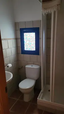 Un baño de VILLA HISPANO-BRASILEÑA SALAR 2