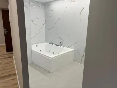 Un baño de Hotel Cervantes