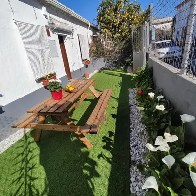 Jardín al aire libre en Munigua House