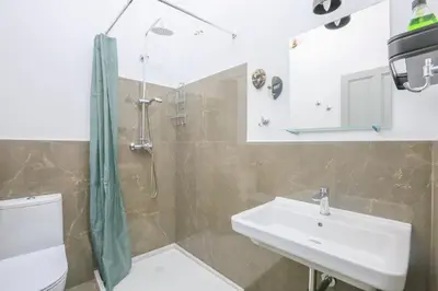 Un baño de CASA SEÑORIAL CON PISCINA. CASA DONNA ISABEL