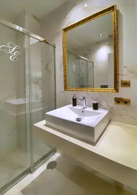 Un baño de SUITES SAN ESTEBAN 16 Ducal