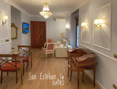Zona de estar de SUITES SAN ESTEBAN 16 Real
