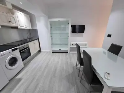 Una cocina o zona de cocina en Acc Vergara Parking cercano