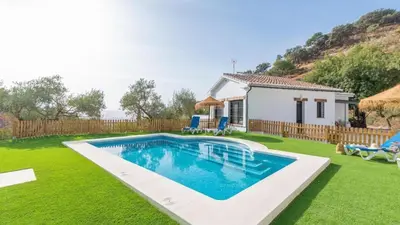 Piscina en o cerca de Casa Rural Las Angosturas (Caminito del Rey)