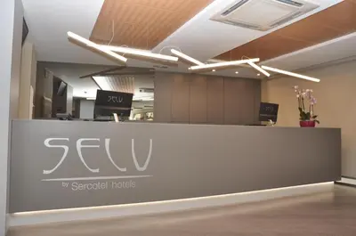 El vestíbulo o zona de recepción de Hotel Selu