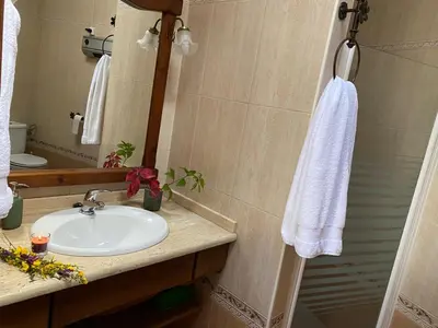 Un baño de CASA DOROTEO