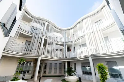 Edificio en el que se encuentra el apartamento