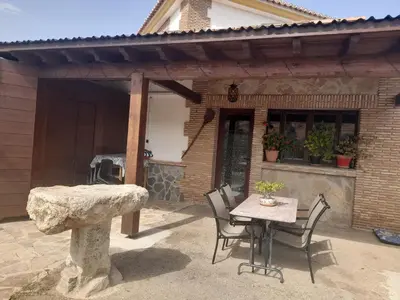 Un patio o zona al aire libre en Apartamento El Ventorrillo