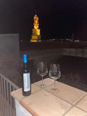 Bebidas en Balcón de la Moreria con leña