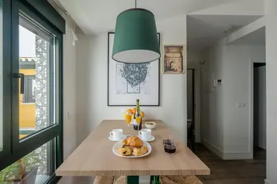Comida en o cerca de este apartamento