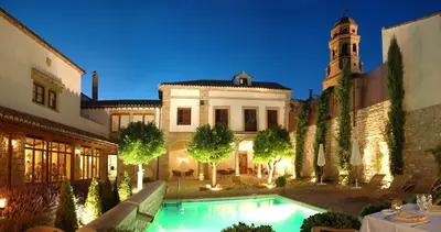 Piscina en o cerca de Hotel Puerta de la Luna