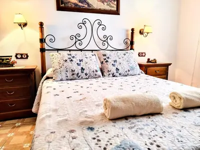 Cama o camas de una habitación en Alojamiento La Nave de Zuheros