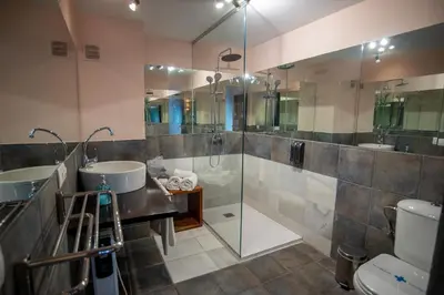 Un baño de Hotel Carmen Boutique