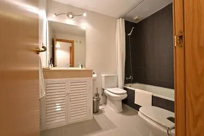 Un baño de Alojamiento Alcantara