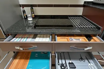 Una cocina o zona de cocina en Alojamiento Alcantara