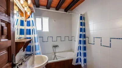 Un baño de Villa Campito Antequera - La Higuera by Ruralidays