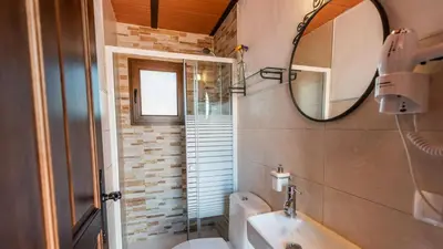Un baño de La Casita del Sabinal Álora by Ruralidays