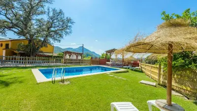 Piscina en o cerca de Cortijo El Encinar de Cobo Martos by Ruralidays