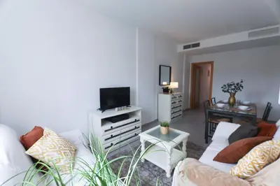Una televisión o centro de entretenimiento en RentalSevilla Clemente Hidalgo