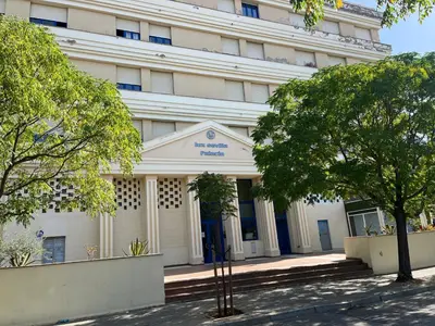 Edificio en el que se encuentra el apartamento