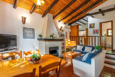 Zona de estar de El Chorro Villas Casa Buganvilla